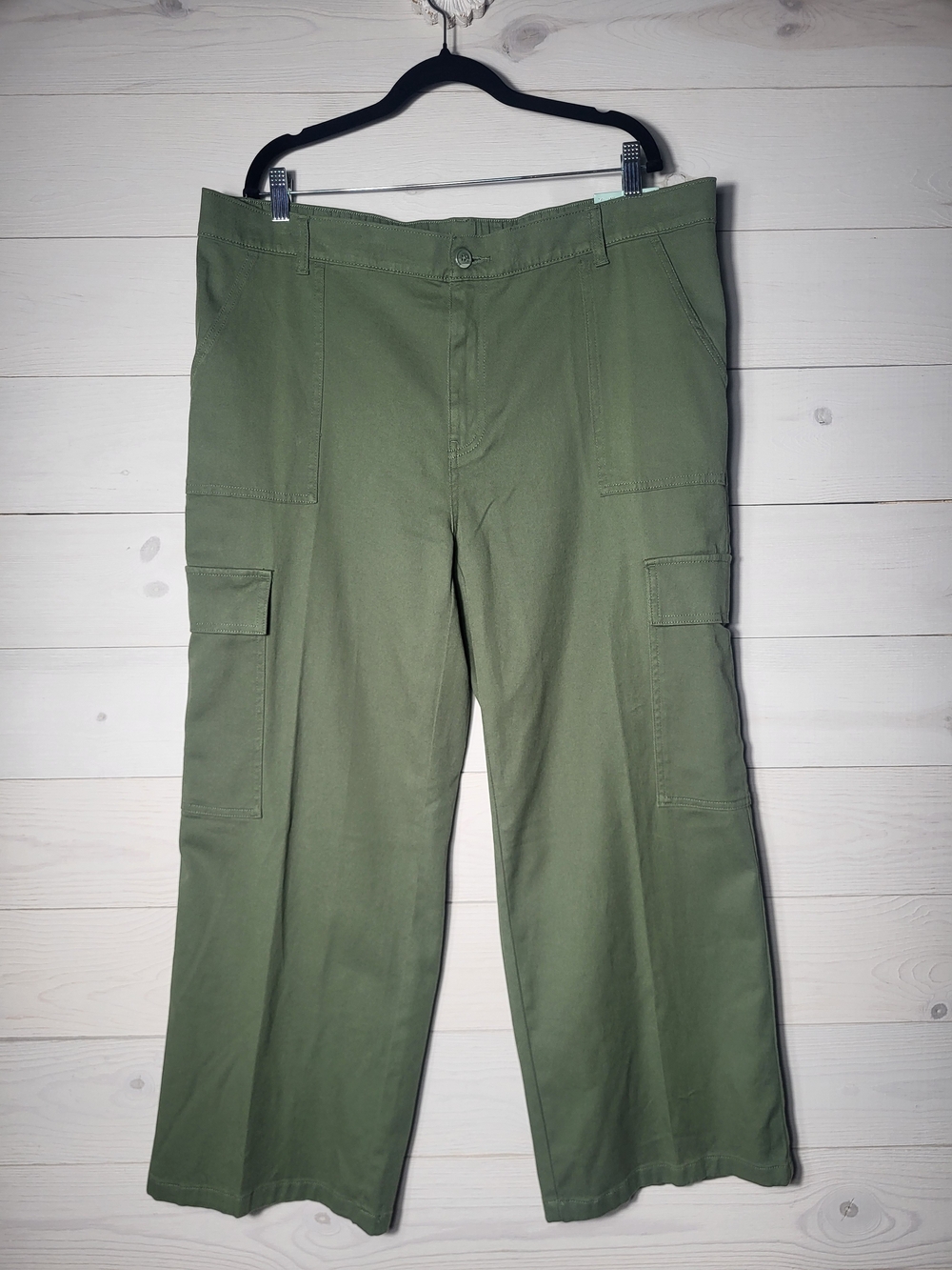Magellan Outdoors Women's Cargo Pants Olive Wide Leg Cotton Casual Gorpcore.